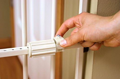 Short white metal expandable pet gate — photo 4