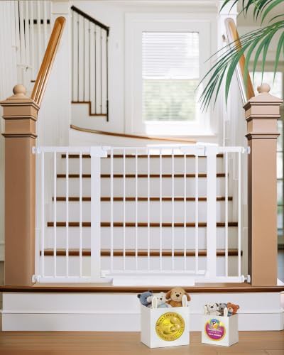 Extra wide metal auto close white gate